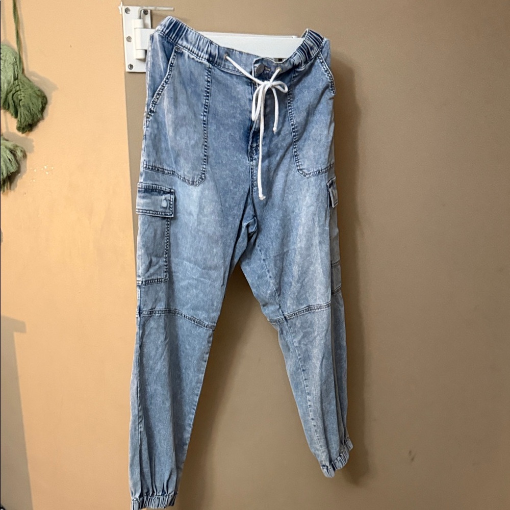 SO Women's Light Blue Cargo Jeans
